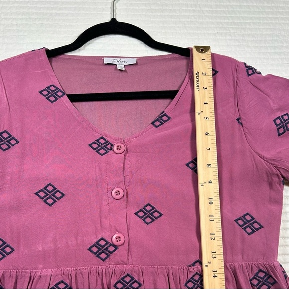 Polagram Pink Midi Dress with Navy Blue Pattern. VNeck. Short Sleeves. S… - Picture 5 of 8